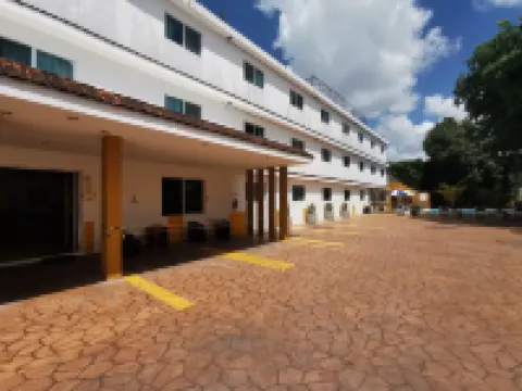 Hotel Las Dalias Inn