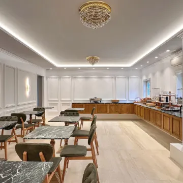 Armata Boutique Hotel