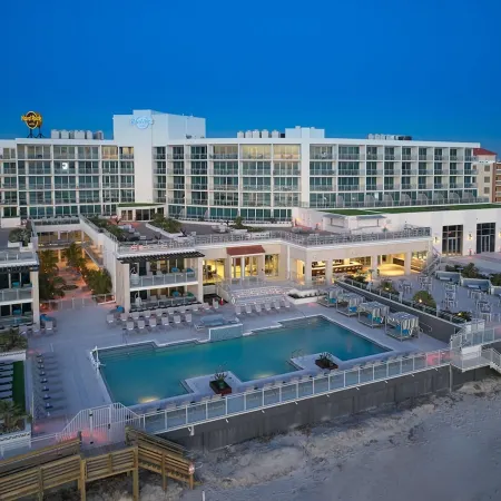 Hard Rock Hotel Daytona Beach Отели рядом с достопримечательностью «Выставочный и конгресс-центр Ocean Center»