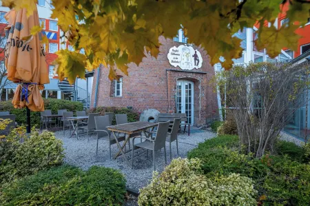 Mühlenhotel Halle-Leipzig Отели в г. Цёрбиг