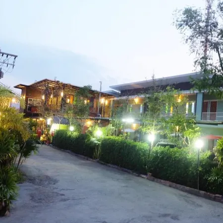 Suphan Wanwarn Resort