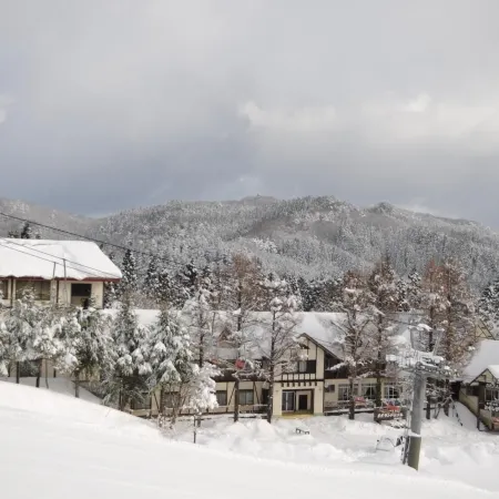 Kannabe Highland Hotel
