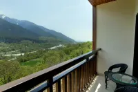 The Chinar Resort & Spa, Pahalgam - Mountain view