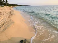 Hotel G Beach Resort and Restobar Hotel di Bolinao
