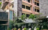 Bali World Hotel Hotels in Buahbatu