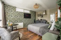 The Lion King Hotels in 