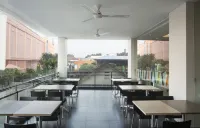 Amaris Hotel Madiun - Breakfast