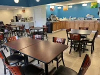 Sunbird Cape Cod Resort Hotels in West Yarmouth