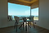Peninsula Suites Hotel a Hellnar