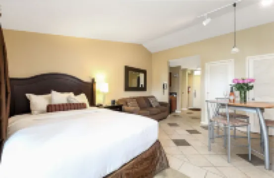 The Shores Lake Views Condo Unit 5693