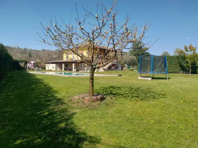 Apt in Villa with Pool[45 Min. Ve] - Unesco Area Hôtels à : San Pietro di Feletto