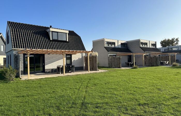Holiday Home Vakantiepark 't Eibernest Texel