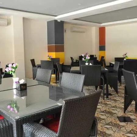 Mongonsidi Hotel