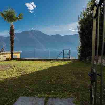 Family Lake Apartment by Rent All Como Hotel Exterior