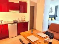 Appart'hôtel - Seclin-Appartements Hotels in Gondecourt