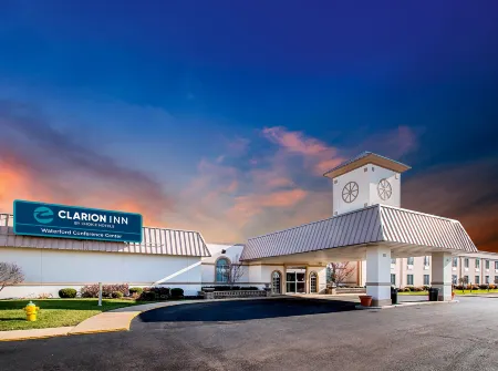 Clarion Inn Elmhurst - Oak Brook Near I-88 I-290 I-294 Отели в г. Элмхурст