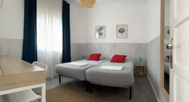 Surfer's Den Ericeira