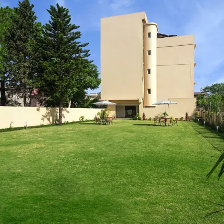 Clarks Inn Suites Katra