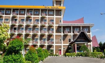 Pia Hotel Pandan Beach Resort