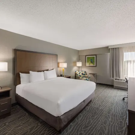 Comfort Inn & Suites Tipp City Dayton North I-75