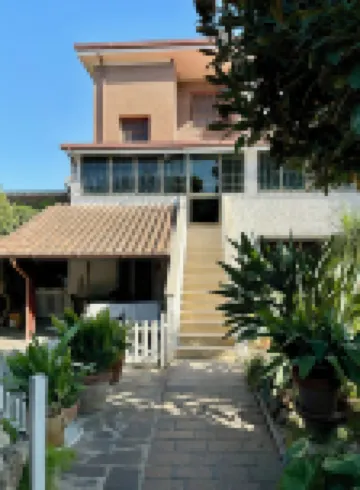 Guest House Maison Margot Hotels near Fiumicino Leonardo Da Vinci Intl. Airport