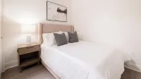 Landing Apartments UAB Hotels in Five Points South