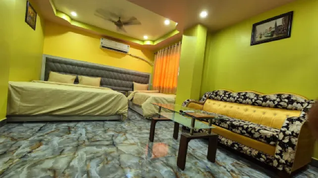 Hotel Mahal and Restaurant