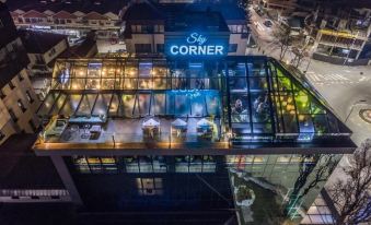Sky Corner Hotel