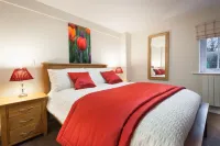 Milntown Self Catering Apartments Hotels in 