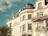 Hotel Kung Carl, BW Premier Collection ストゥーレプラン周辺のホテル