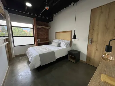 Akela Park Hotel