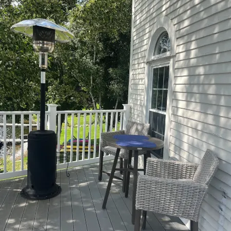 Pressey House Lakeside Bed & Breakfast