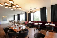 DoubleTree by Hilton Clarksville Riverview - breakfast