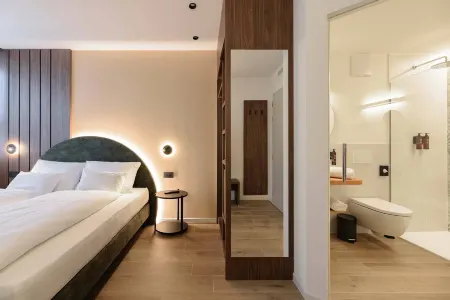 NAOMI Rooms Отели в г. Сегондзано