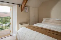 Pear Tree Cottage - Cosy one bedroom Cottage