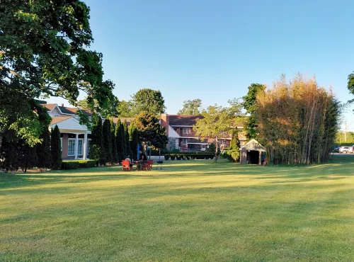 Budget Host East End Hotel in Riverhead Hotels in Calverton