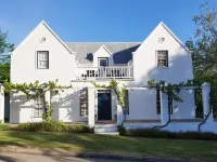 Moffid's Place Hotels near Sanbona Wildlife Reserve