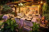 Angra Boutique Hotel - parking