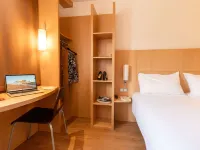 ibis Le Puy en Velay Centre Hôtels à : Le Puy-en-Velay
