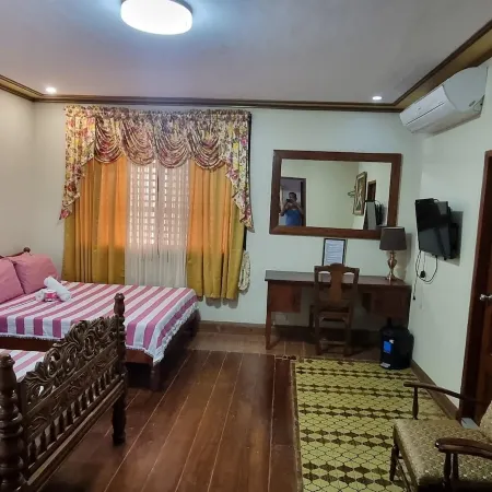 Casa Familya