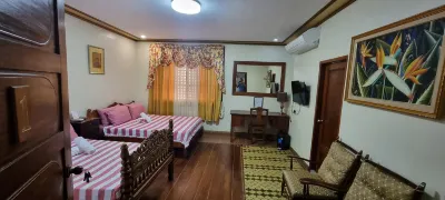 Casa Familya Hotel di Paoay