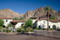 Villa Palmera - 2bd/2ba Desert Terrace Residence