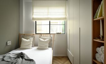 3Br High Quality Apt with City View