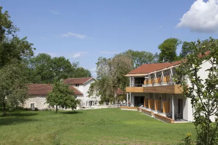 Logis la Source Bleue