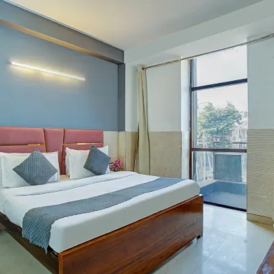 Hotel Black Rose Hotels near Rohini