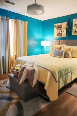 Cozy 3-bedroom home in Kansas City with WiFi, AC, and a private backyard.