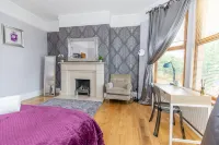 Remarkable Luxurious Home at the Edge of City - Pet-friendly