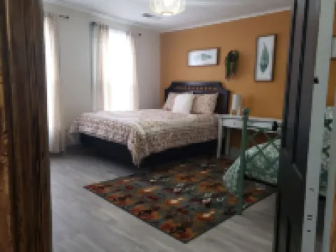 Beautiful 3 bedroom uniquely designed home for small to large families! Pets ok!