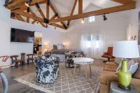 Former blacksmith's cottage in Lamy, NM Hotel a Lamy