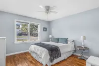 Hatch Haven, by ReNew Rentals, WiFi, and Dogs Welcome